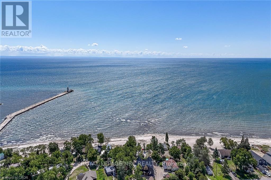 33 Dover Street, Haldimand, Ontario  N1A 2W6 - Photo 38 - X12370775