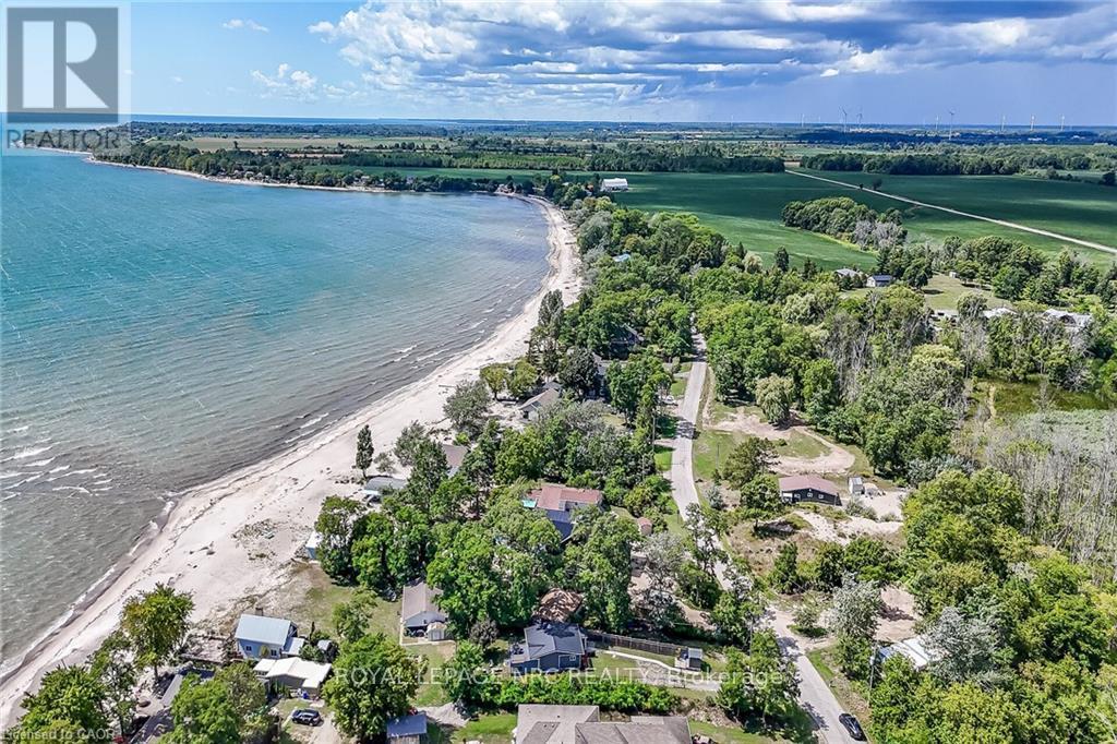 33 Dover Street, Haldimand, Ontario  N1A 2W6 - Photo 46 - X12370775