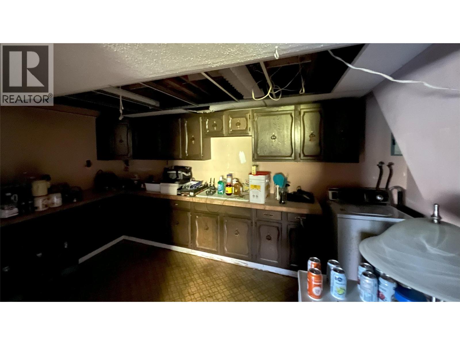 8774 Colony Road, Wardner, British Columbia  V0B 2J0 - Photo 15 - 10360928