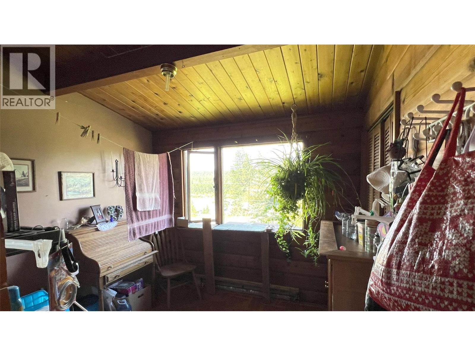 8774 Colony Road, Wardner, British Columbia  V0B 2J0 - Photo 11 - 10360928