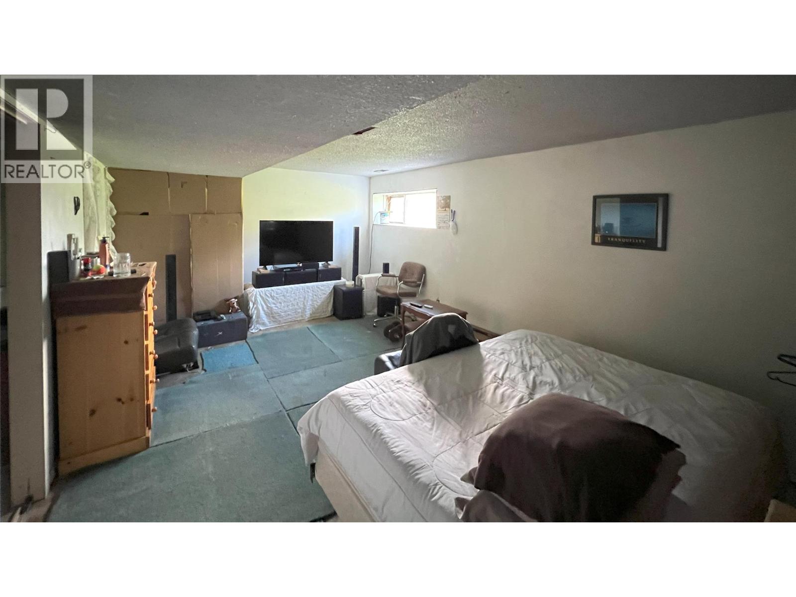 8774 Colony Road, Wardner, British Columbia  V0B 2J0 - Photo 17 - 10360928