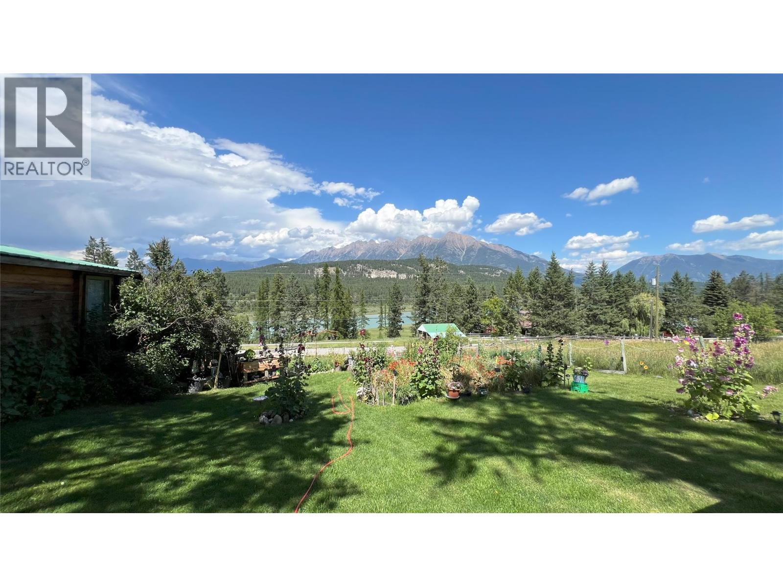 8774 Colony Road, Wardner, British Columbia  V0B 2J0 - Photo 25 - 10360928