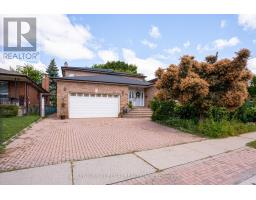 52 RANEE AVENUE, Toronto, Ontario