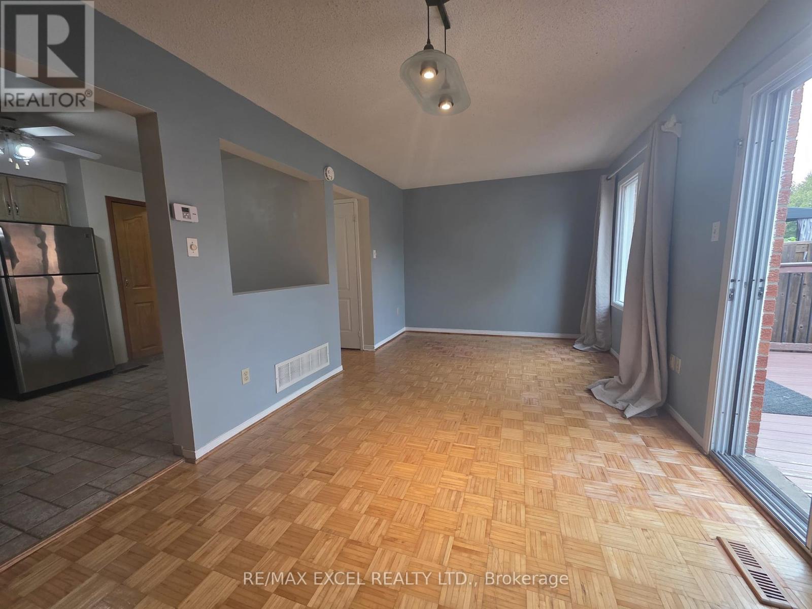 39 Rose Branch Drive, Richmond Hill, Ontario  L4S 1J2 - Photo 3 - N12324278