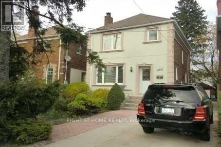 2105 Avenue Road, Toronto, Ontario  M5N 4A9 - Photo 1 - C12370875