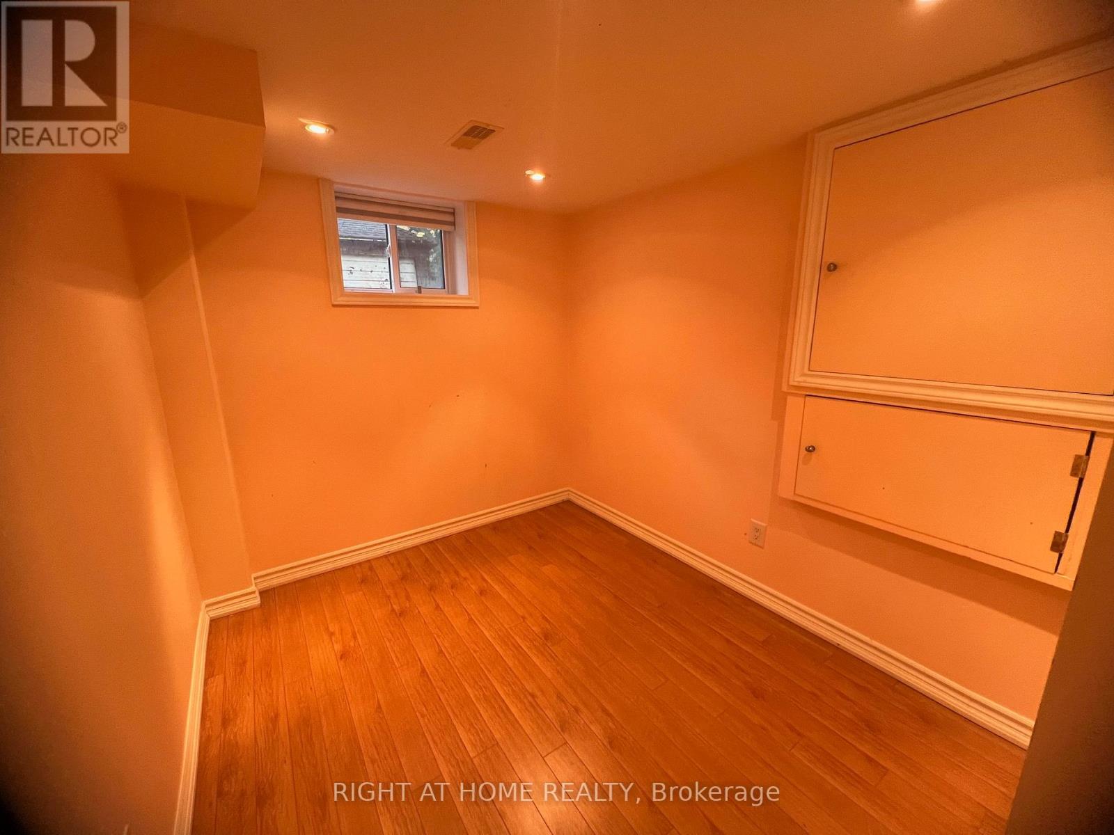 2105 Avenue Road, Toronto, Ontario  M5N 4A9 - Photo 16 - C12370875
