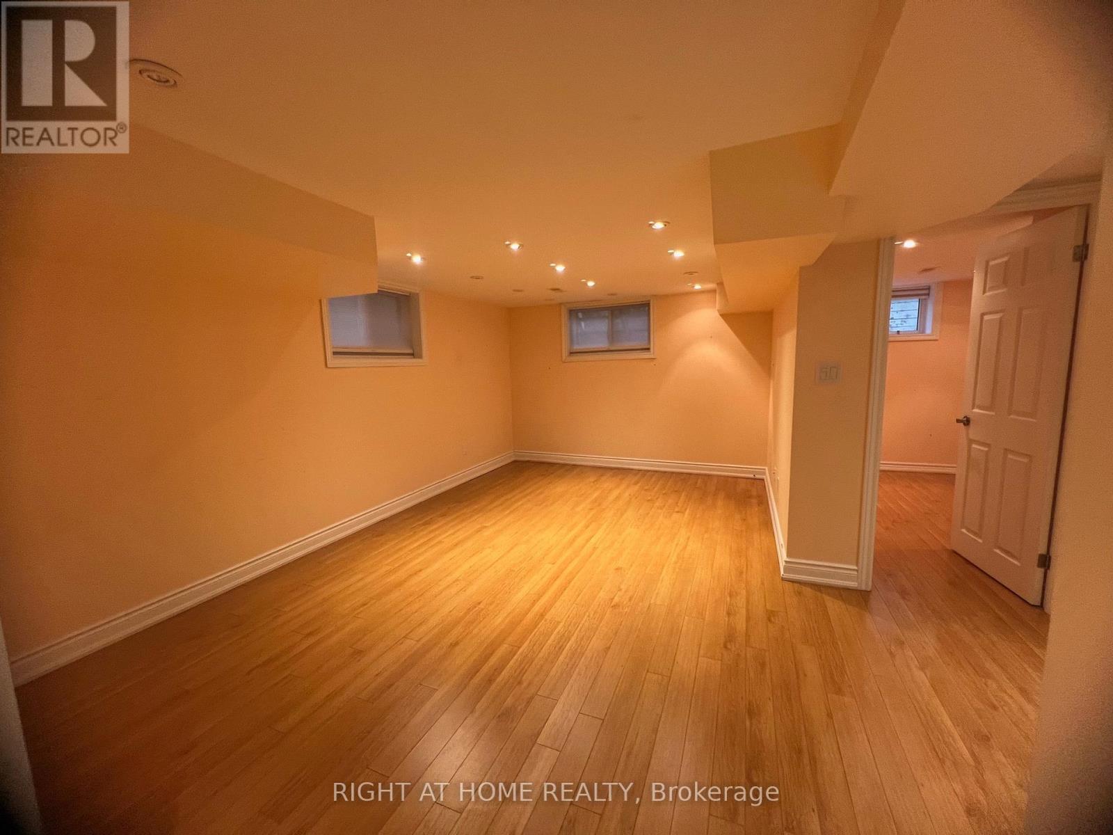 2105 Avenue Road, Toronto, Ontario  M5N 4A9 - Photo 17 - C12370875