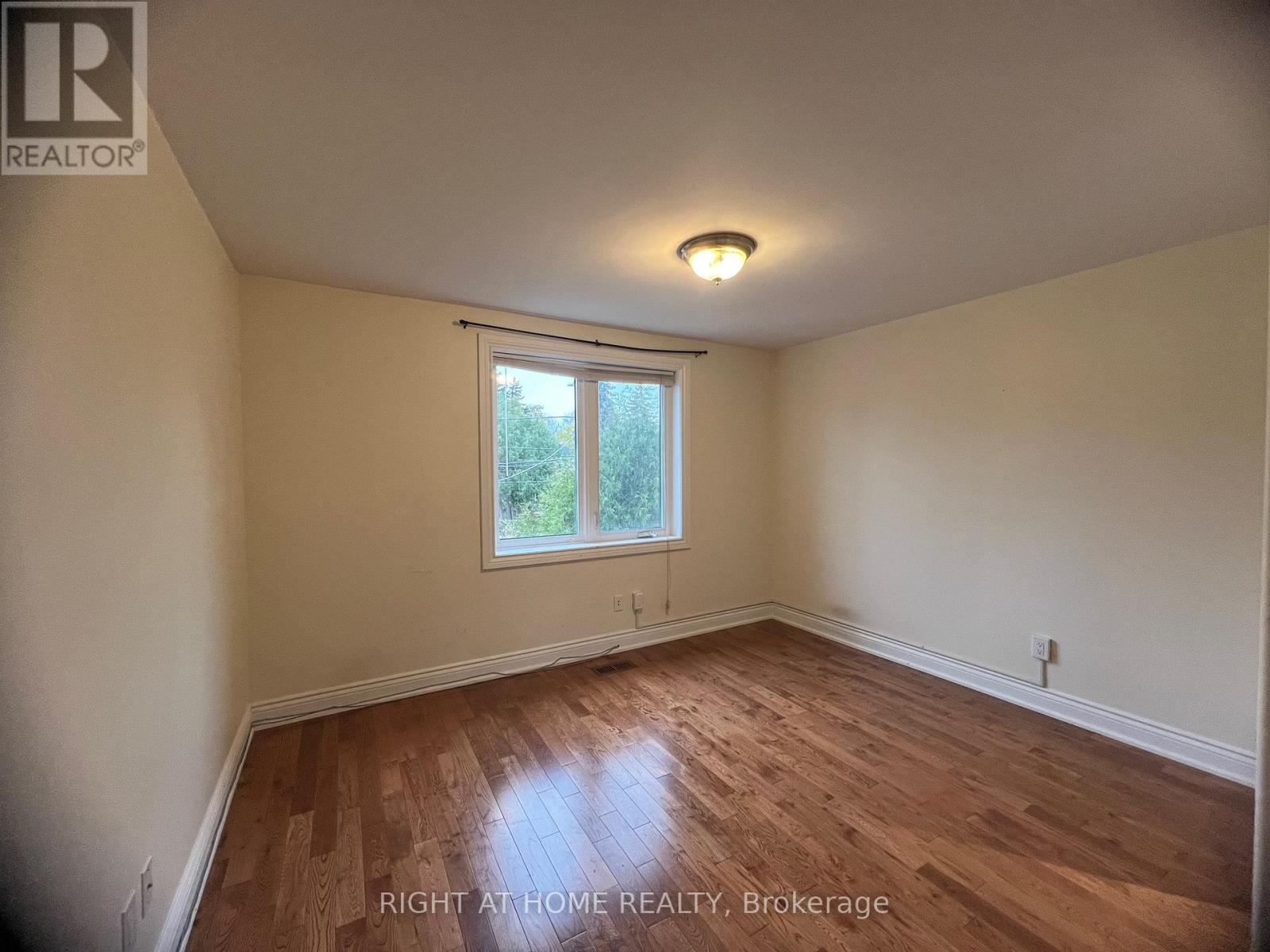 2105 Avenue Road, Toronto, Ontario  M5N 4A9 - Photo 2 - C12370875