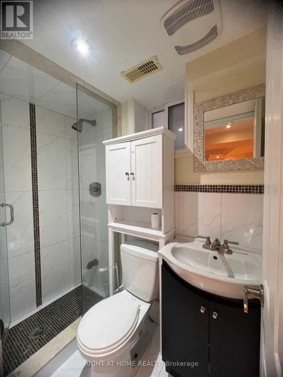 2105 Avenue Road, Toronto, Ontario  M5N 4A9 - Photo 22 - C12370875