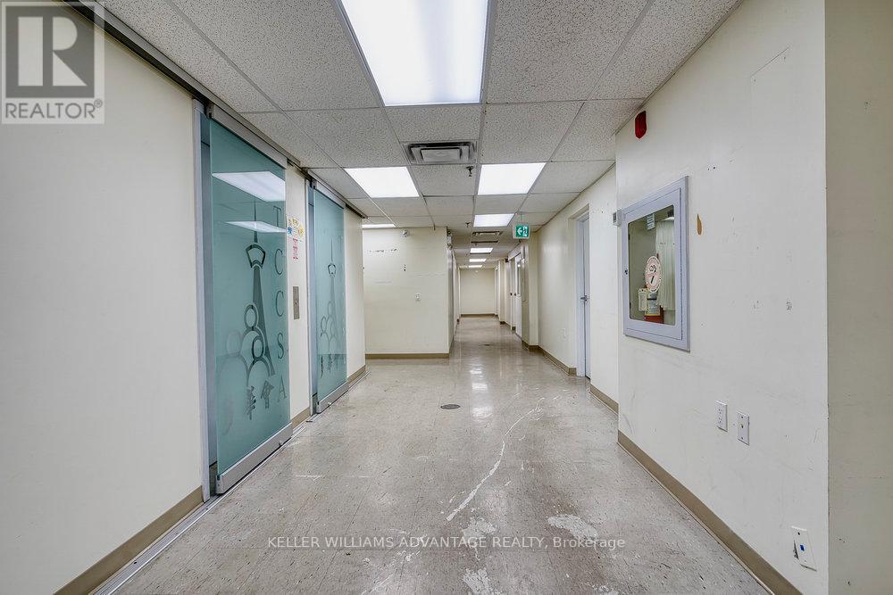 Basement - 302 Spadina Avenue, Toronto, Ontario  M5T 2E7 - Photo 8 - C12370885