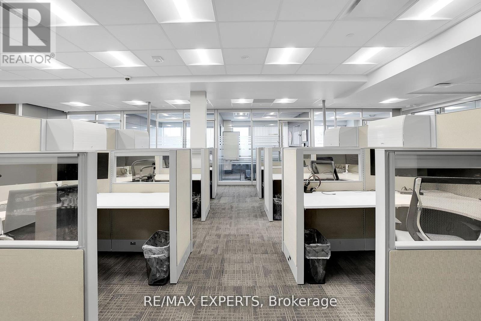 9, 10 And 11 - 27 Roytec Road, Vaughan, Ontario  L4L 8E3 - Photo 29 - N12370803