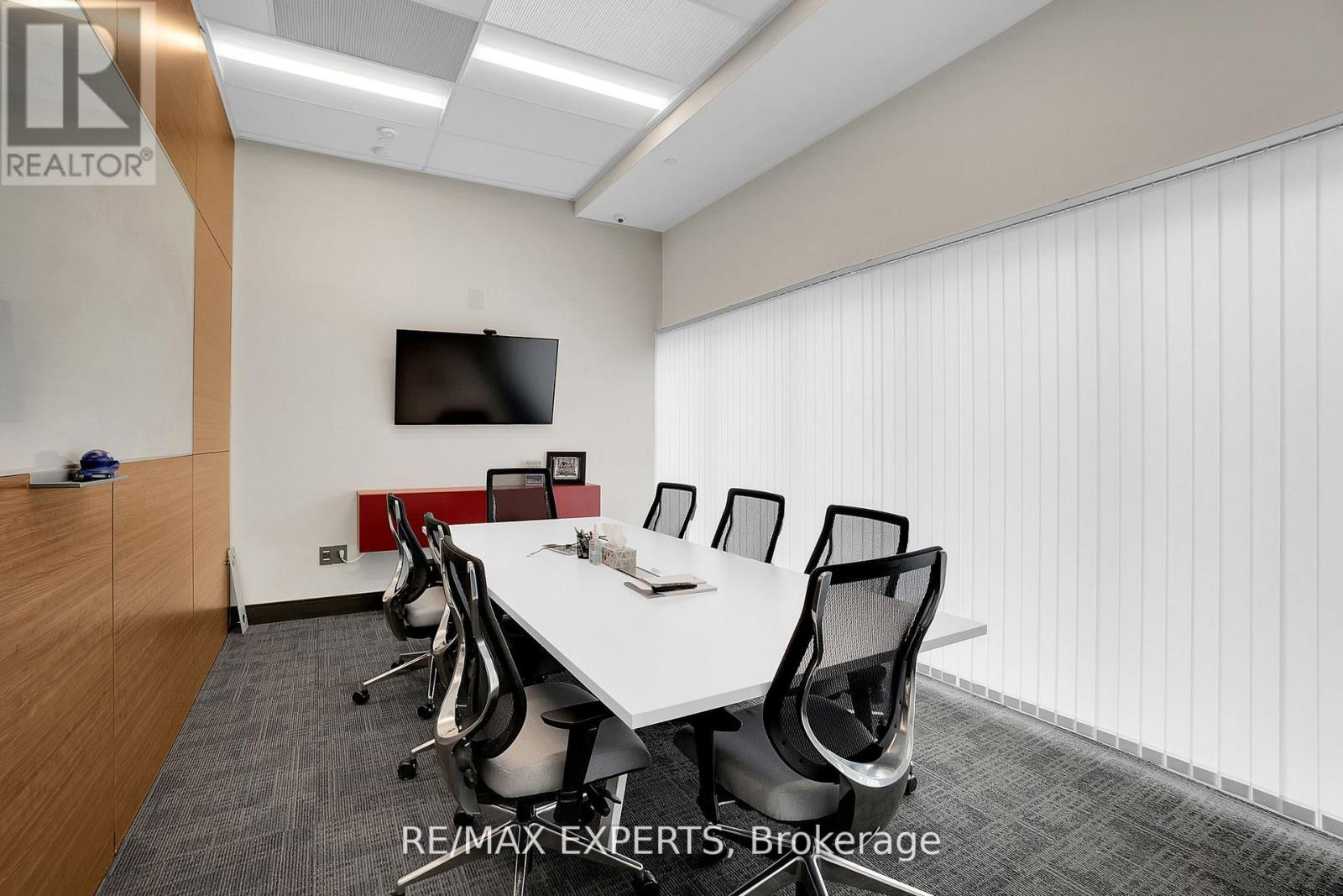 9, 10 And 11 - 27 Roytec Road, Vaughan, Ontario  L4L 8E3 - Photo 10 - N12370805