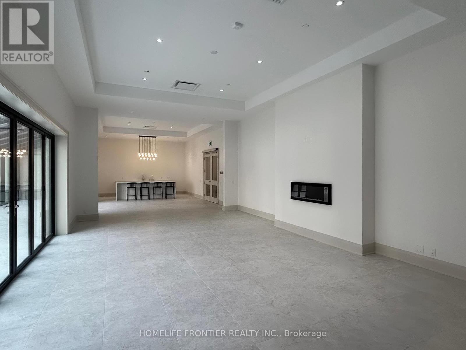 104 - 101 Cathedral High Street, Markham, Ontario  L6C 3L8 - Photo 25 - N12370863