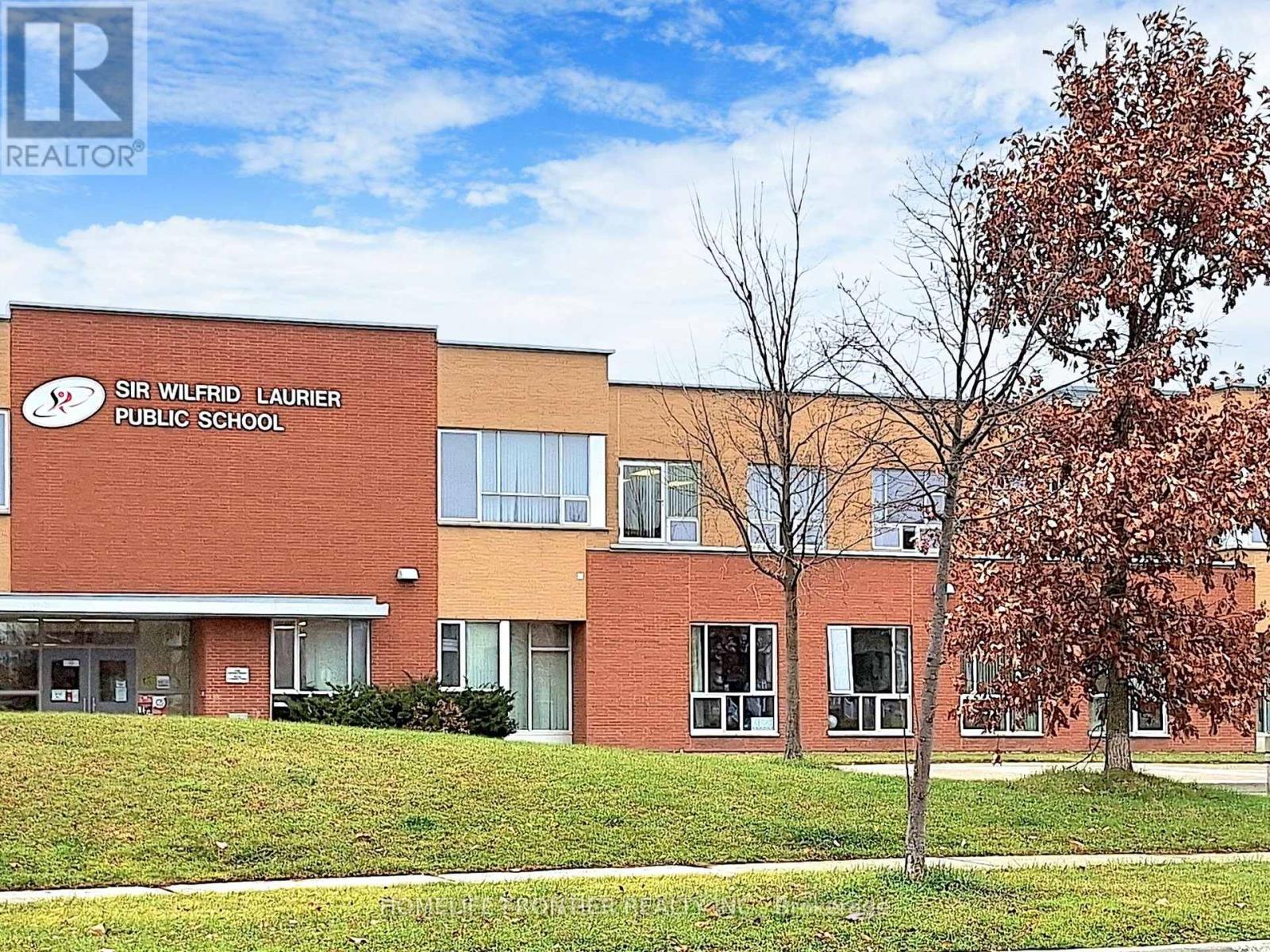 104 - 101 Cathedral High Street, Markham, Ontario  L6C 3L8 - Photo 28 - N12370863