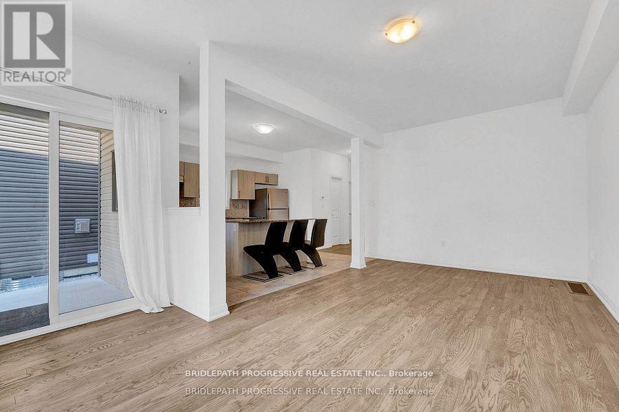 22 Alaskan Heights, Barrie, Ontario  L9J 0H9 - Photo 10 - S12370790