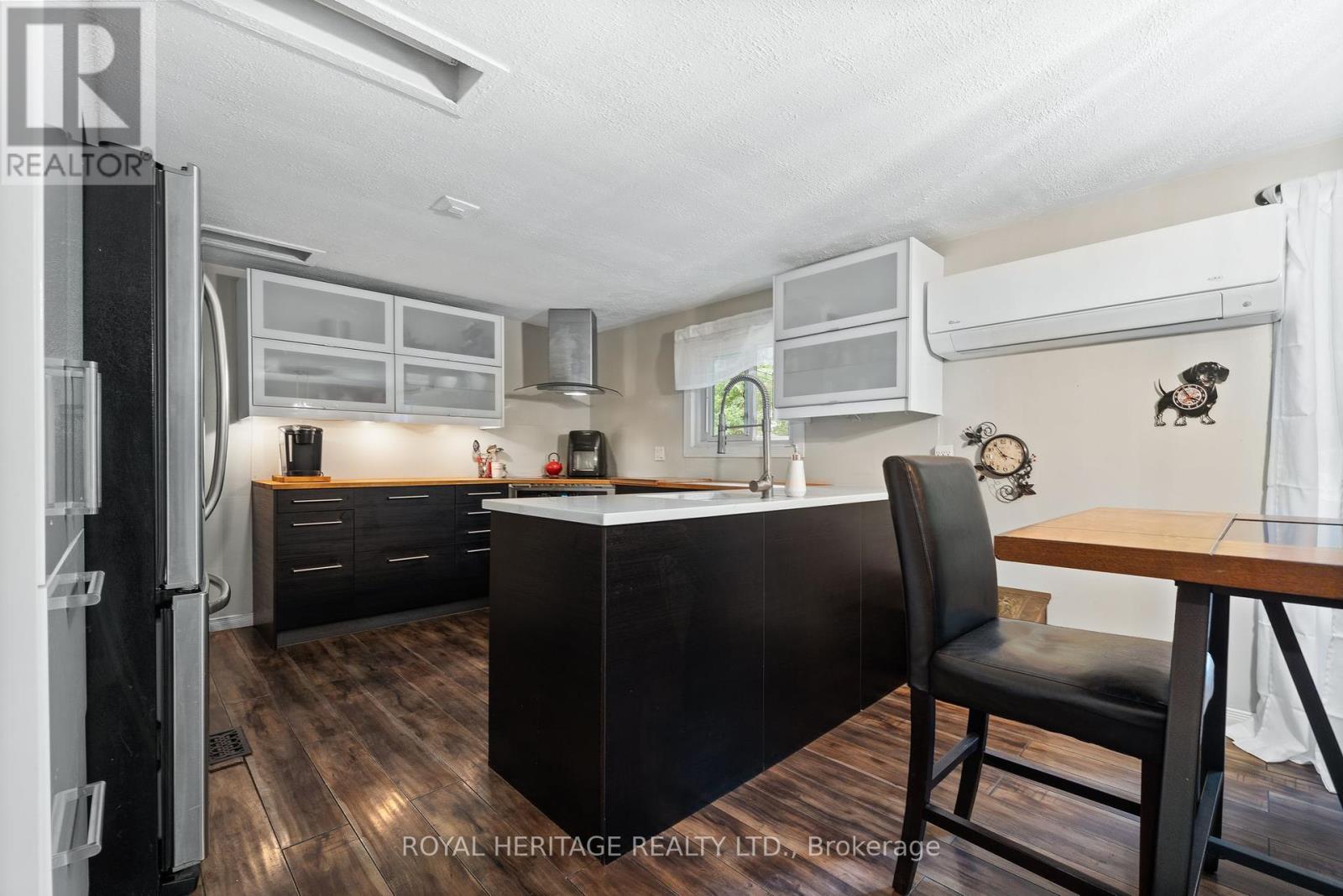 155 Prince Edward Street, Brighton, Ontario  K0K 1H0 - Photo 13 - X12370914