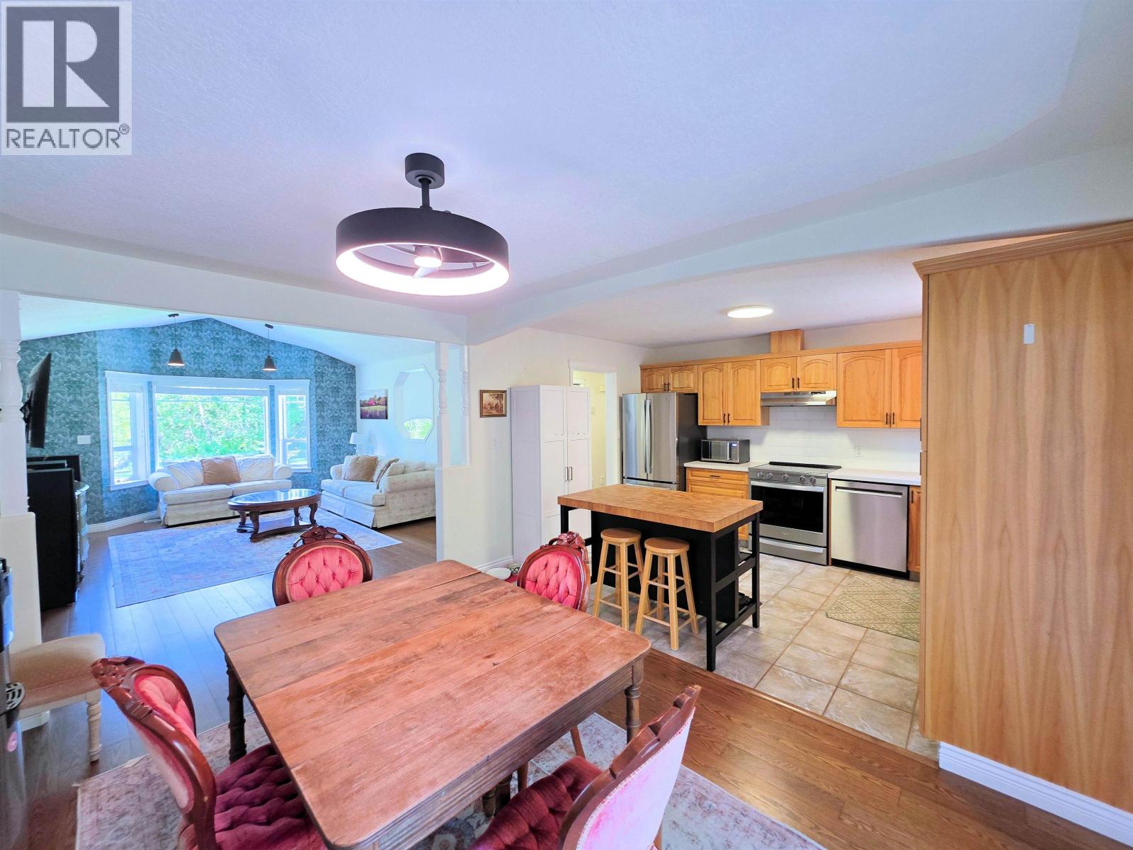 18745 Trout Road, Prince George, British Columbia  V2K 5W3 - Photo 4 - R3041191