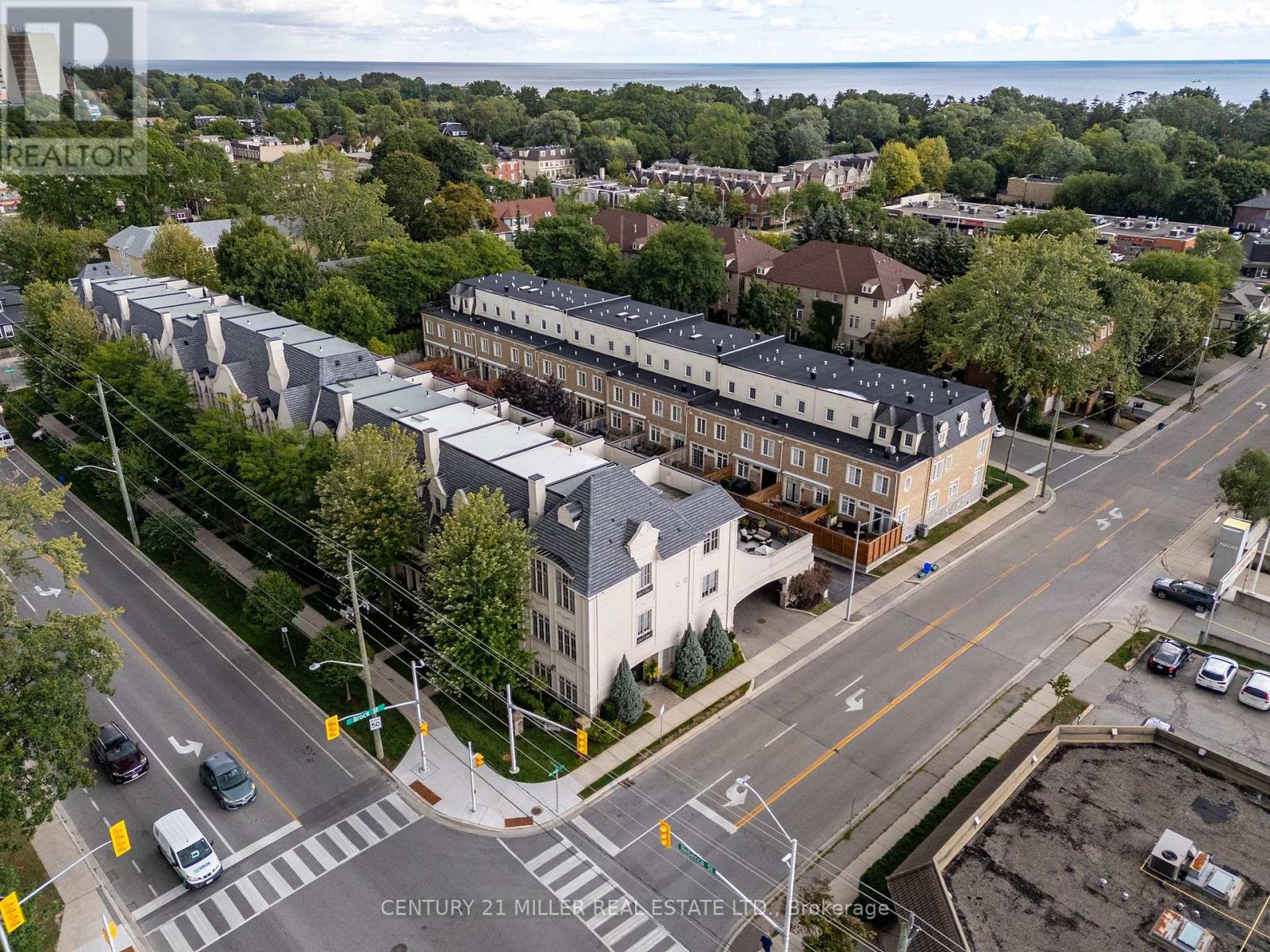 131 BROCK STREET, Oakville, Ontario