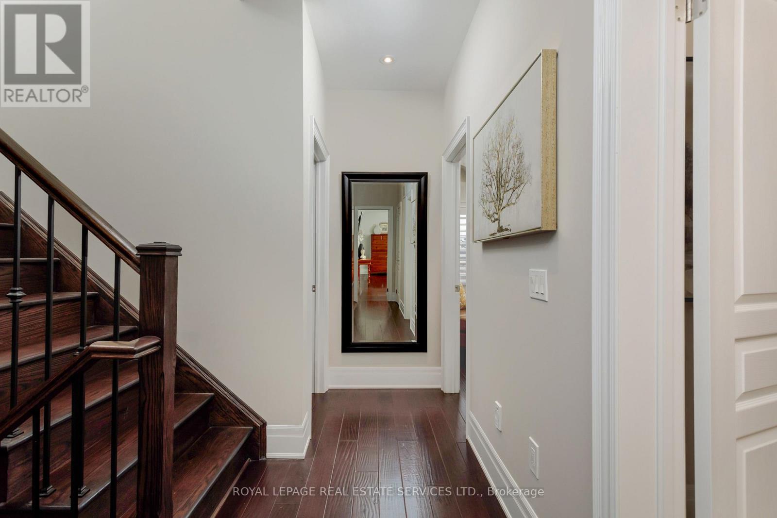 251 Hanover Street, Oakville, Ontario  L6K 0H3 - Photo 30 - W12370851
