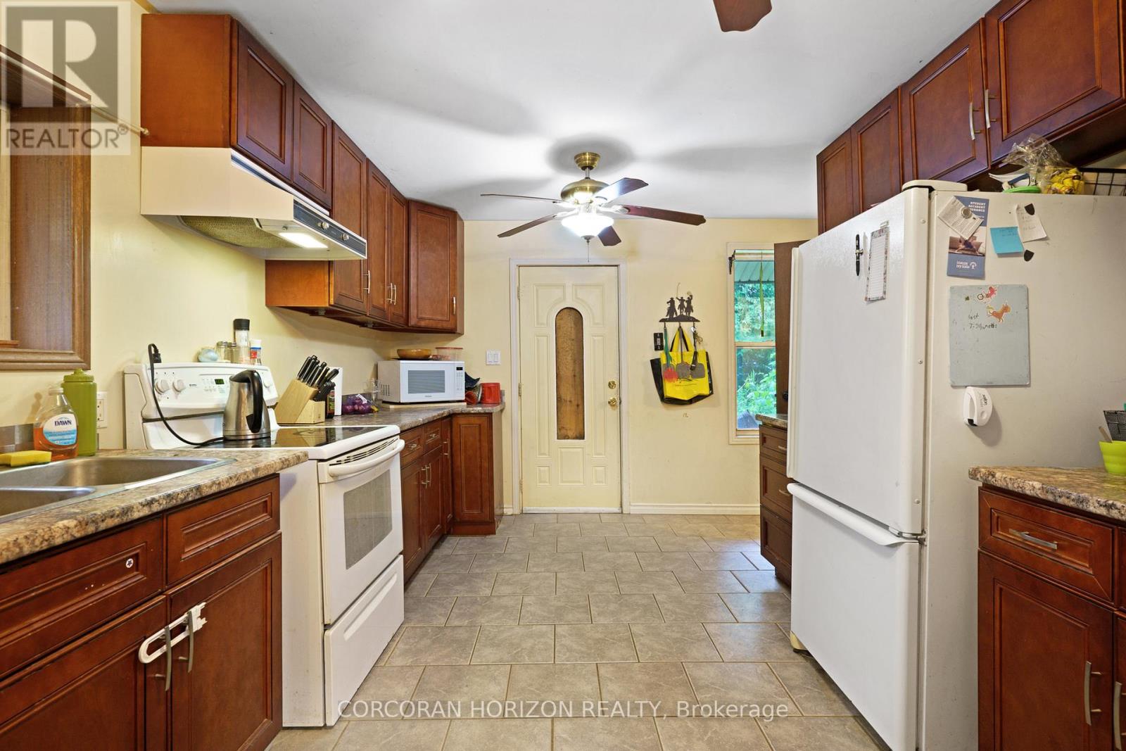 1374 5th Concession Road W, Hamilton, Ontario  L0R 2H2 - Photo 11 - X12369239