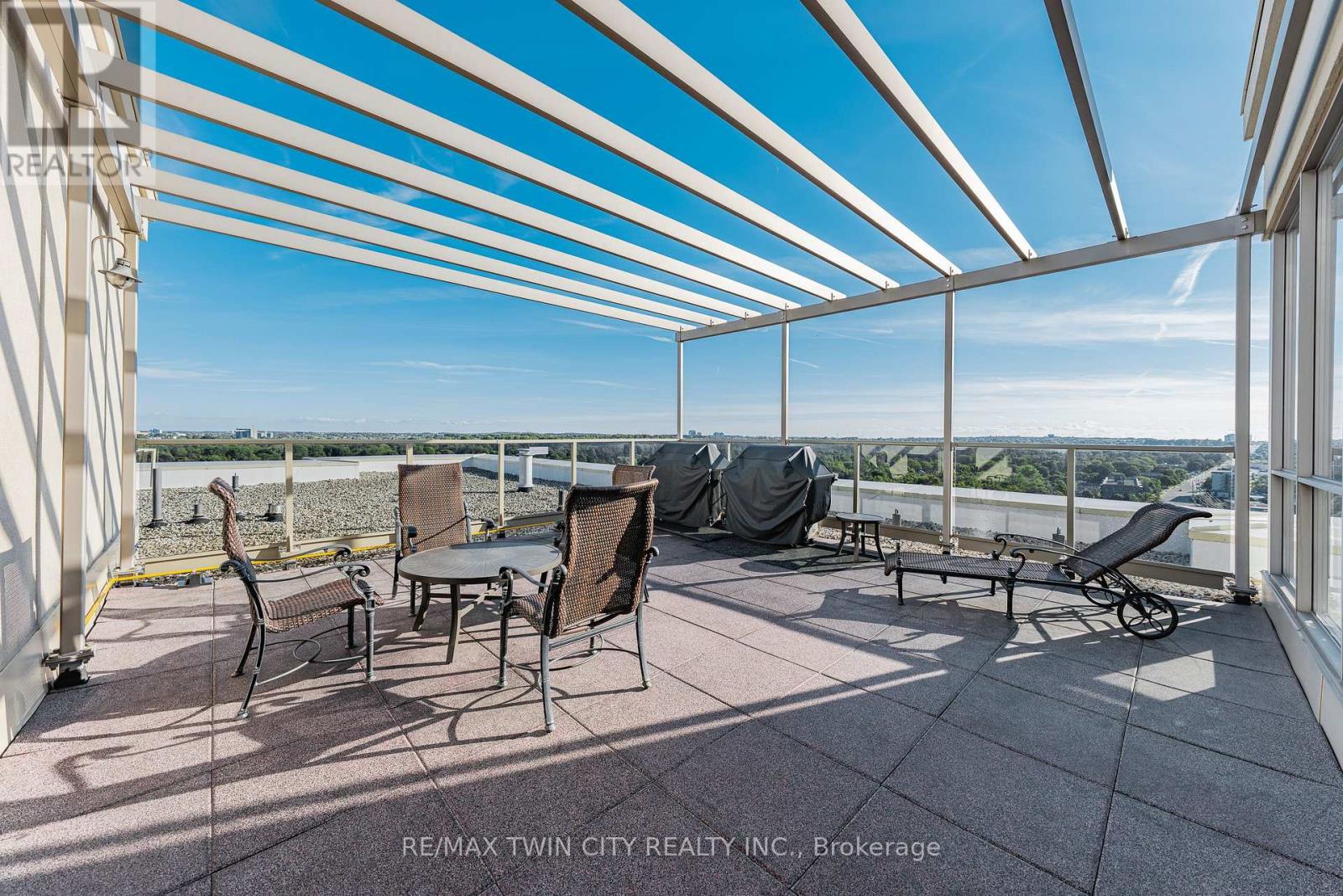 706 - 223 Erb Street W, Waterloo, Ontario  N2L 0B3 - Photo 49 - X12370834