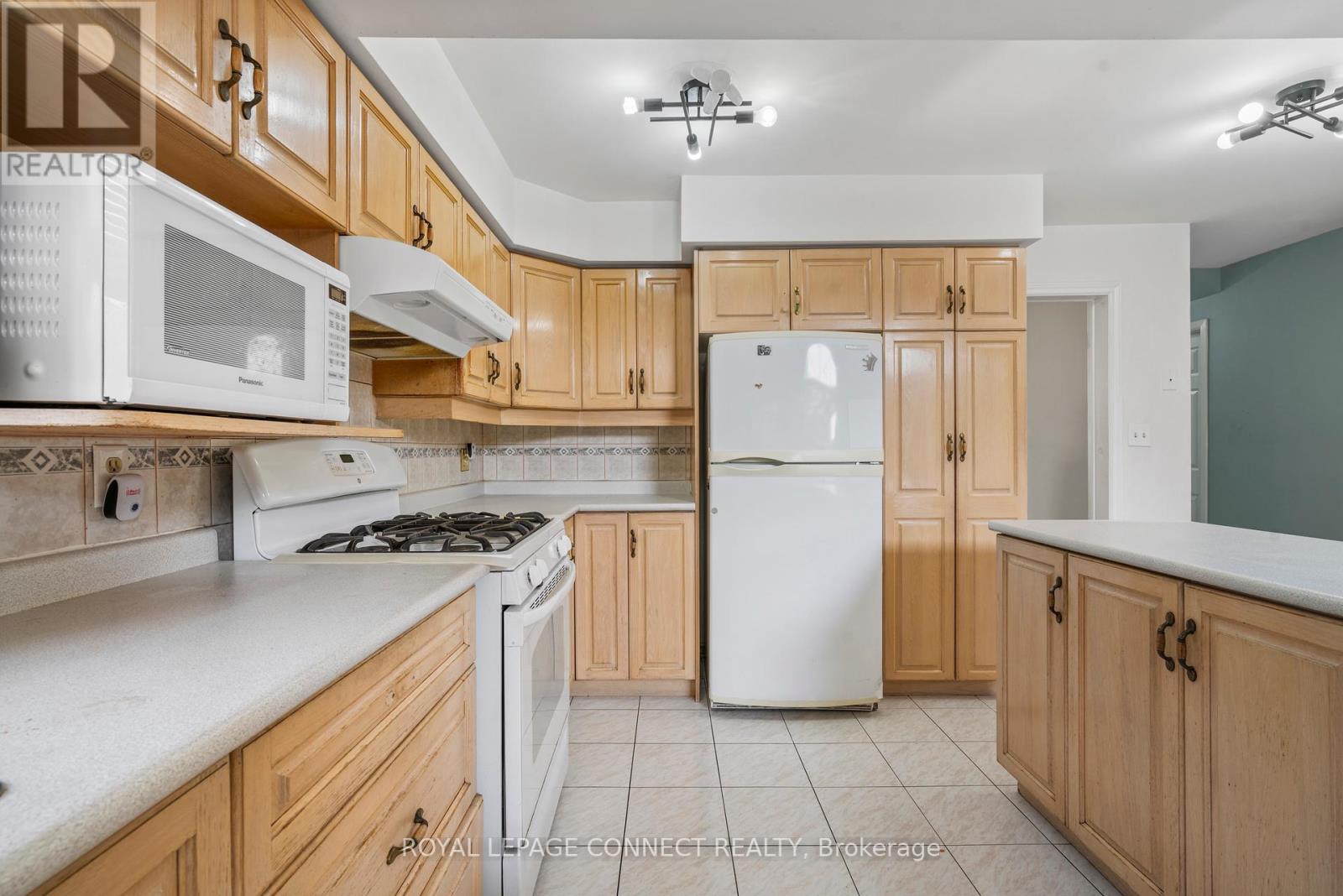 53 Snowball Crescent, Toronto (Malvern), Ontario  M1B 1S5 - Photo 11 - E12370944