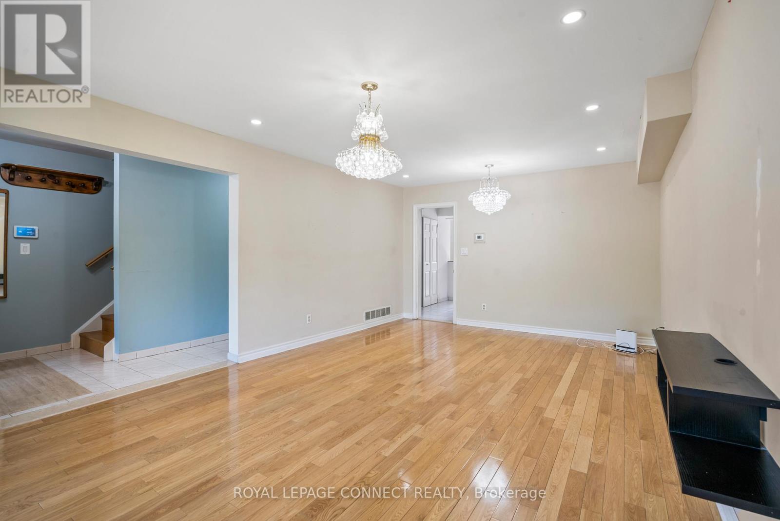 53 Snowball Crescent, Toronto (Malvern), Ontario  M1B 1S5 - Photo 6 - E12370944
