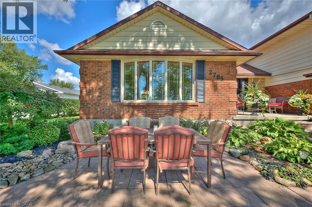 Property at 2785 LAKESHORE Road image 3