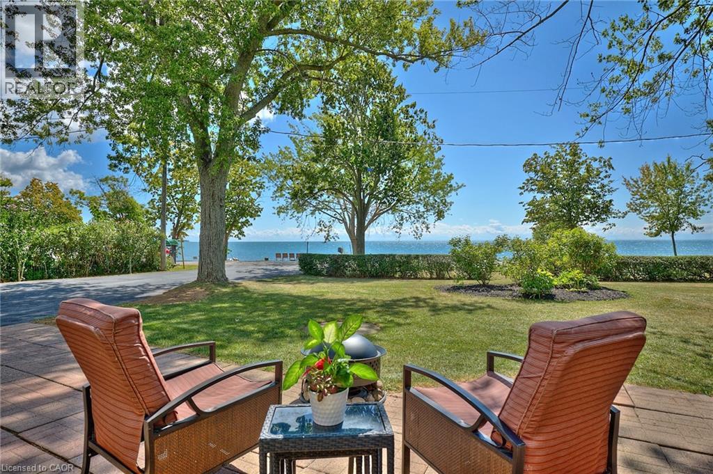 Property at 2785 LAKESHORE Road image 4