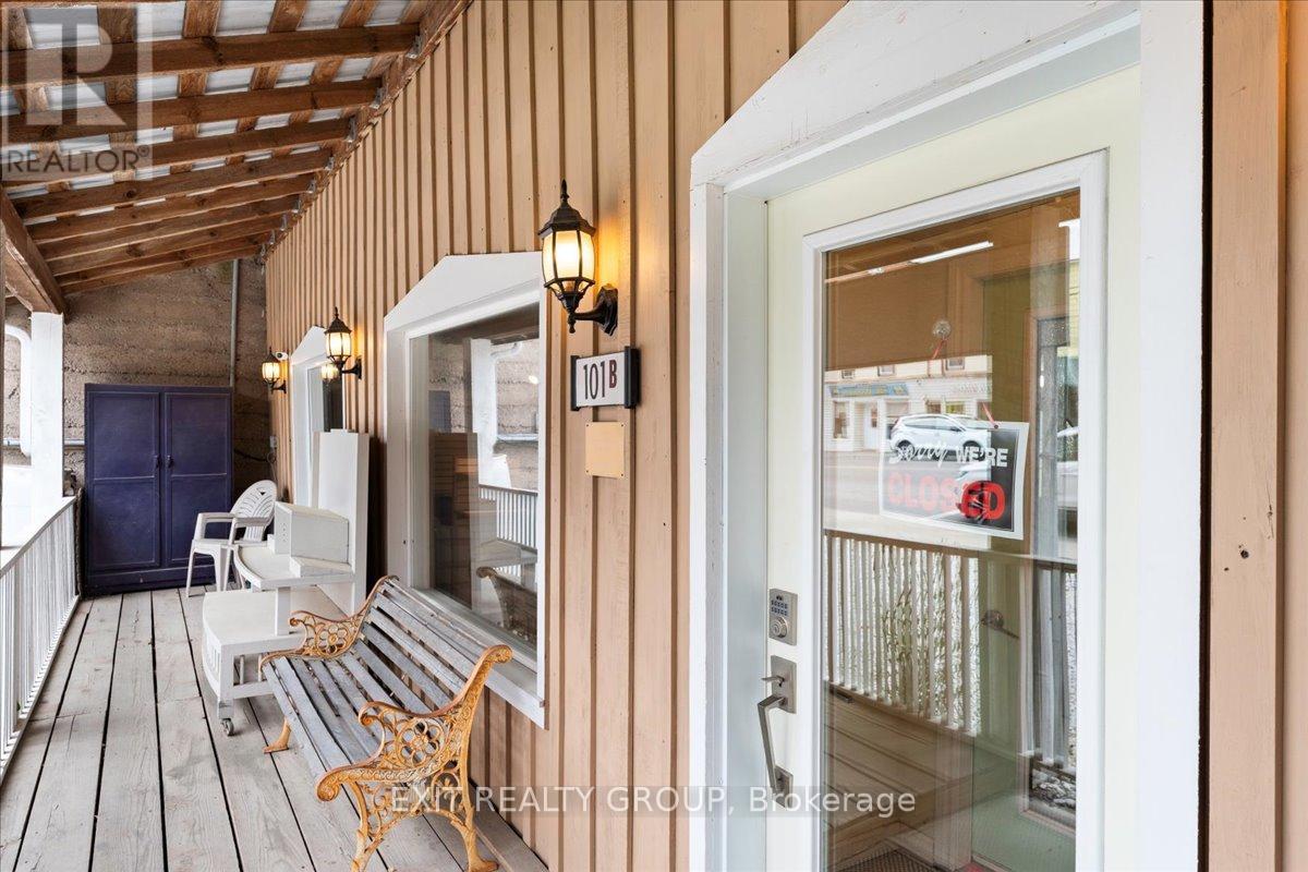 101 Durham Street S, Madoc, Ontario  K0K 2K0 - Photo 2 - X12371005