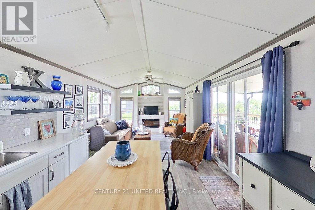 5 Marina Cres - 920 Skyline Road, Selwyn, Ontario  K0L 1T0 - Photo 16 - X12371035