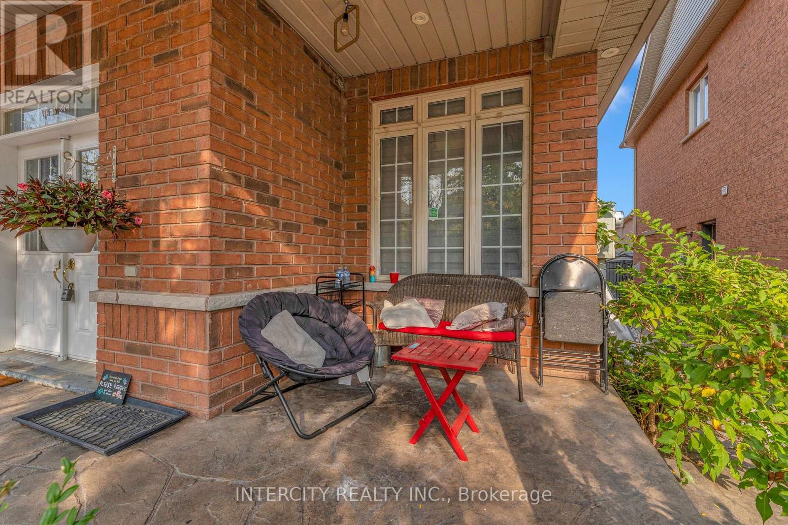Property at 7 PIKA TRAIL image 4