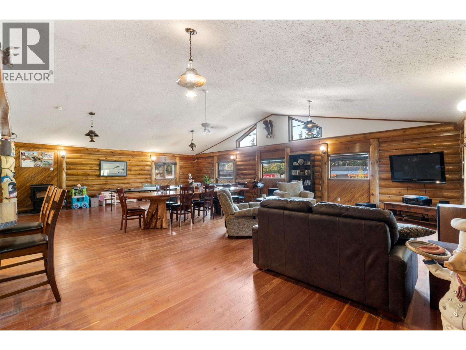 5327 Squilax Anglemont Road, Celista, British Columbia  V0E 1M6 - Photo 26 - 10360747