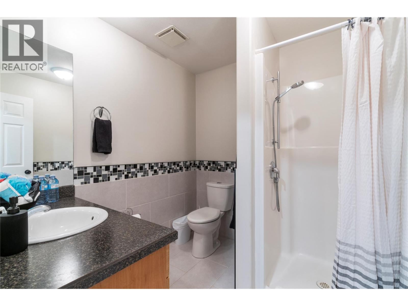 5327 Squilax Anglemont Road, Celista, British Columbia  V0E 1M6 - Photo 40 - 10360747