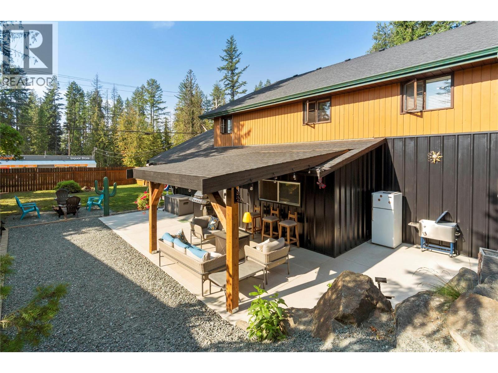 5327 Squilax Anglemont Road, Celista, British Columbia  V0E 1M6 - Photo 13 - 10360747