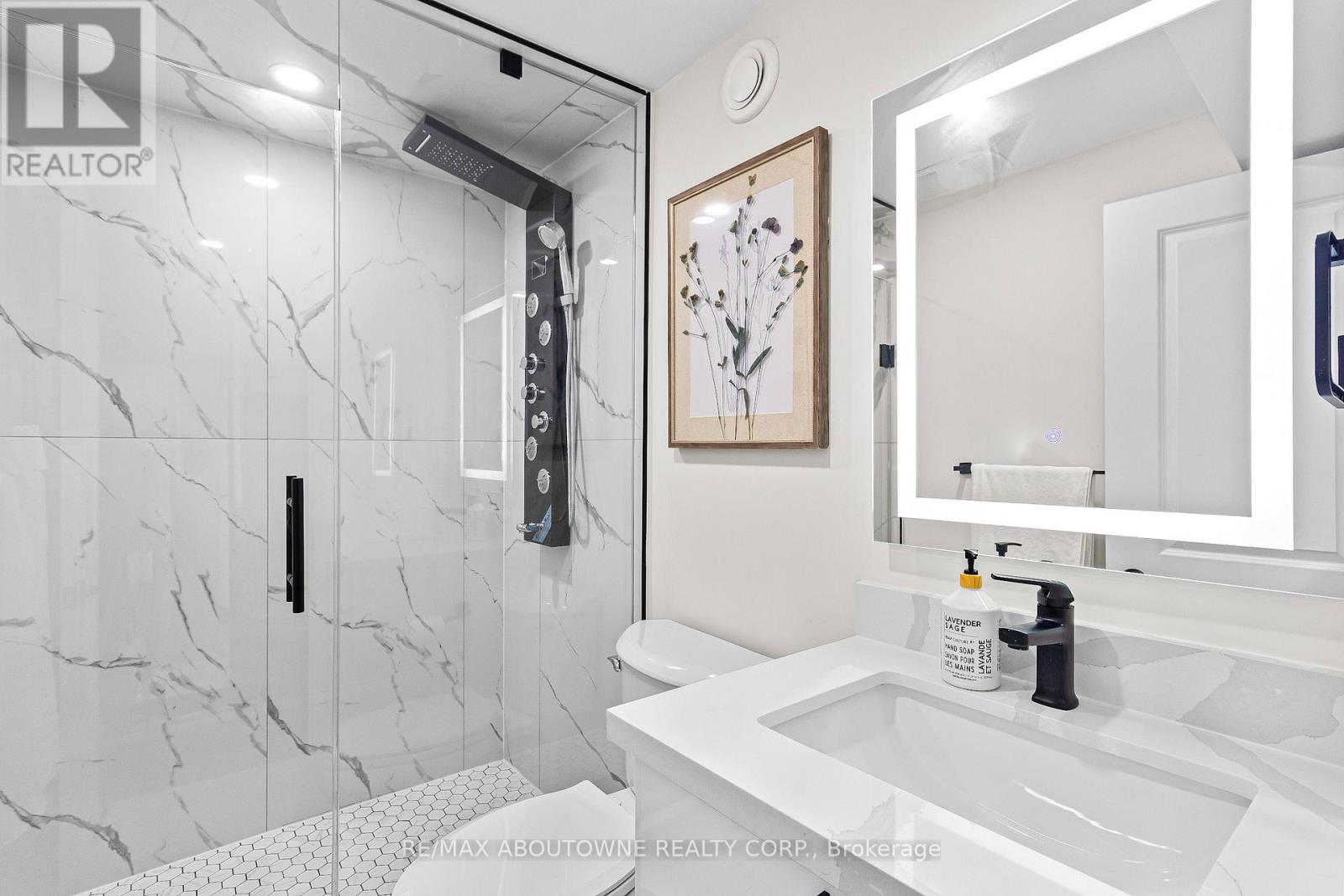 Lower - 523 Pinegrove Road, Oakville, Ontario  L6K 2C2 - Photo 7 - W12280689