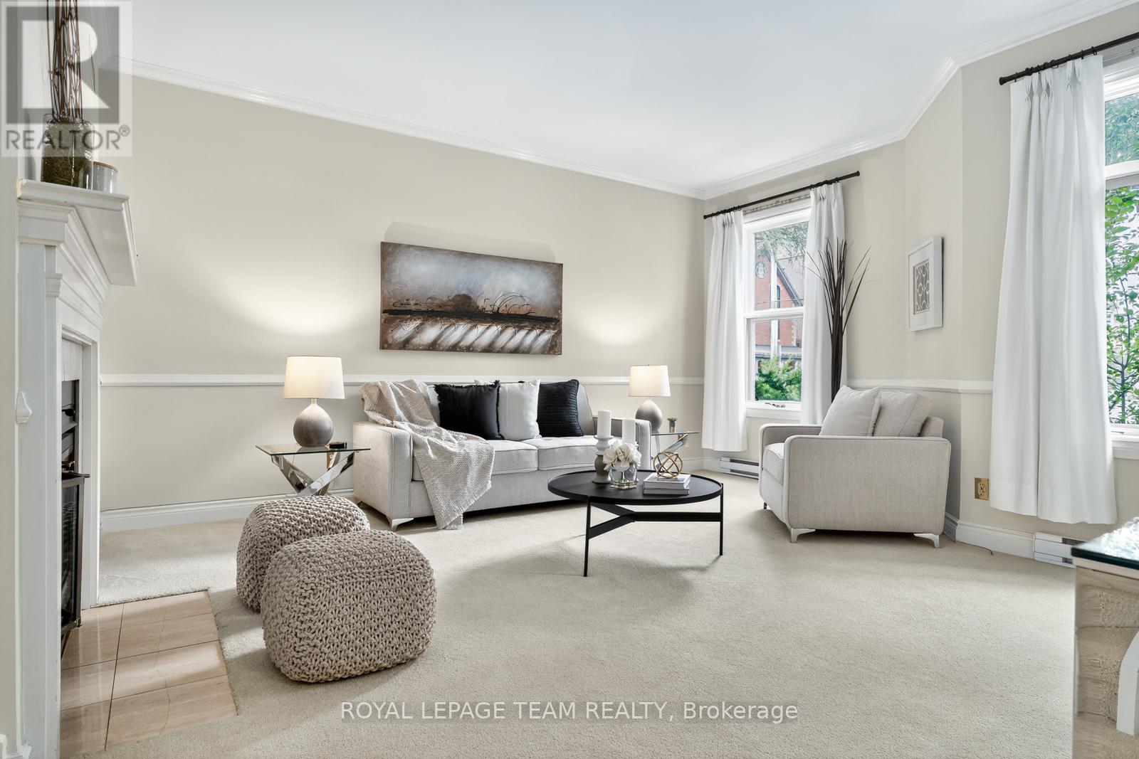 9 - 292 Laurier Avenue, Ottawa, Ontario  K1N 6P5 - Photo 3 - X12371013