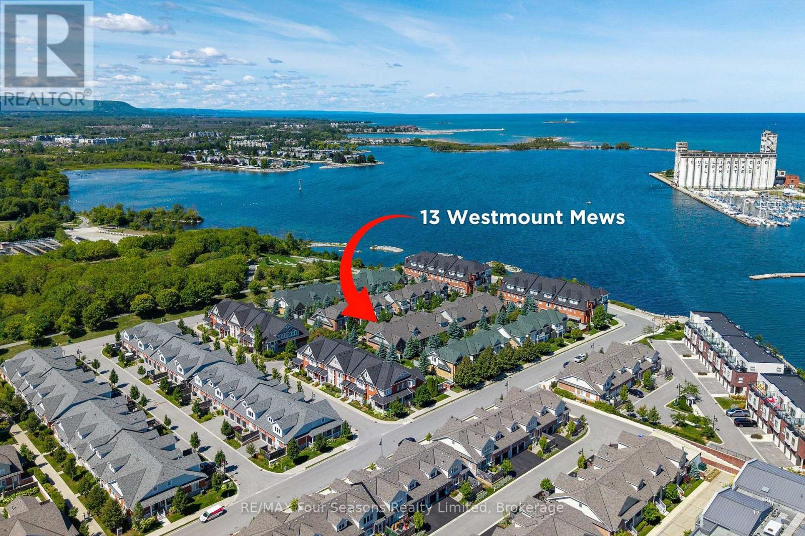 13 Westmount Mews, Collingwood, Ontario  L9Y 0J9 - Photo 1 - S12370953