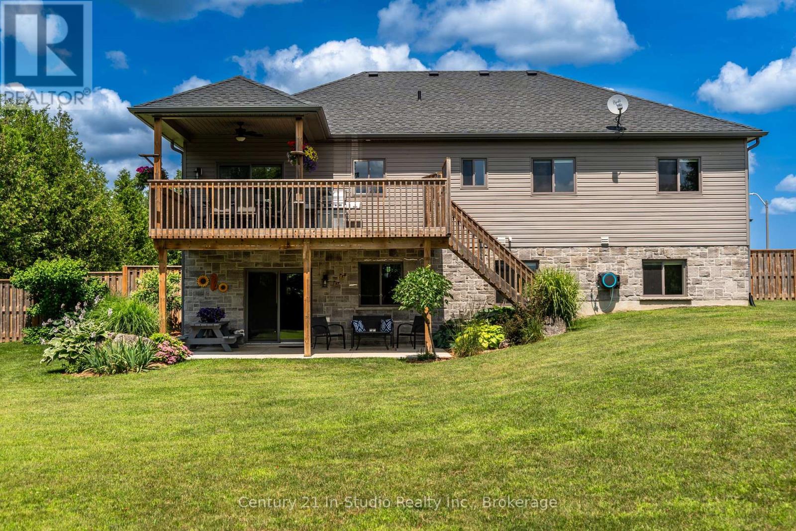 202 Meredith Way, Chatsworth, Ontario  N0H 1G0 - Photo 9 - X12370962