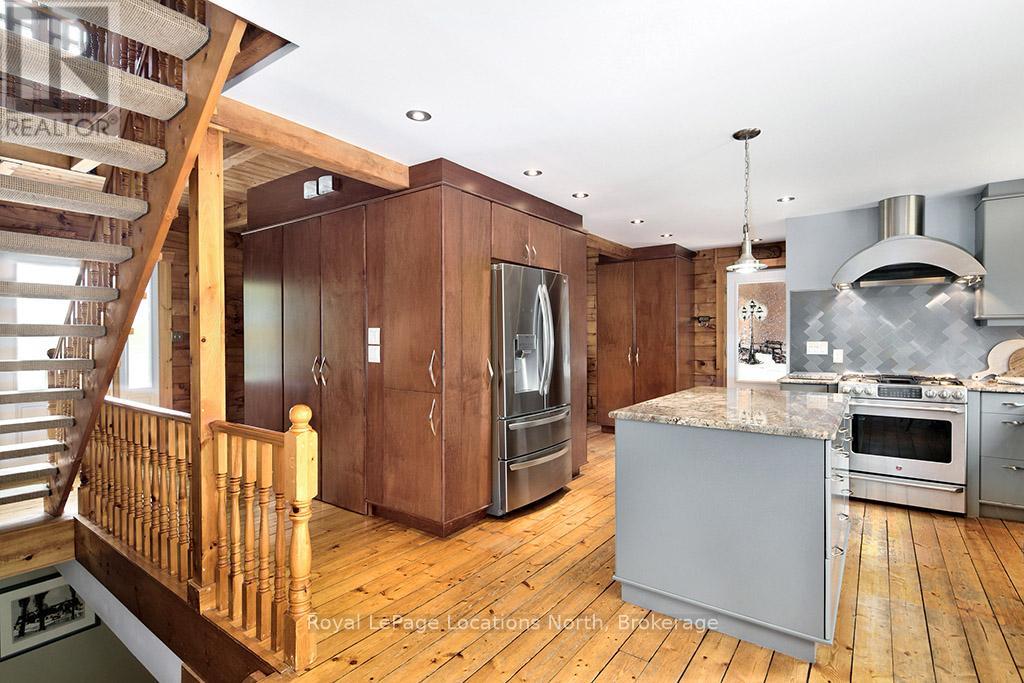 112 Algonquin Drive, Meaford, Ontario  N4L 0A7 - Photo 4 - X12370983