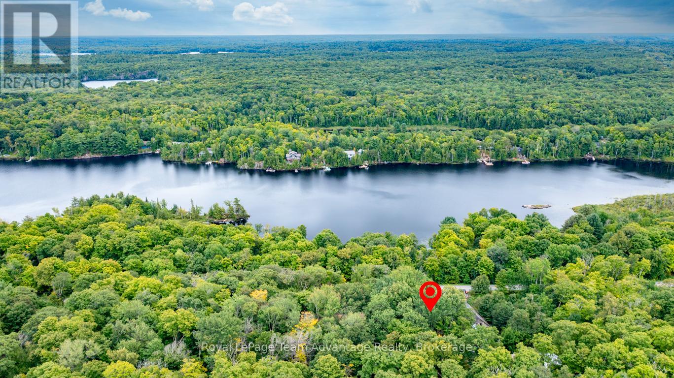 33 Pinewood Road, Mcdougall, Ontario  P2A 2W7 - Photo 1 - X12370997