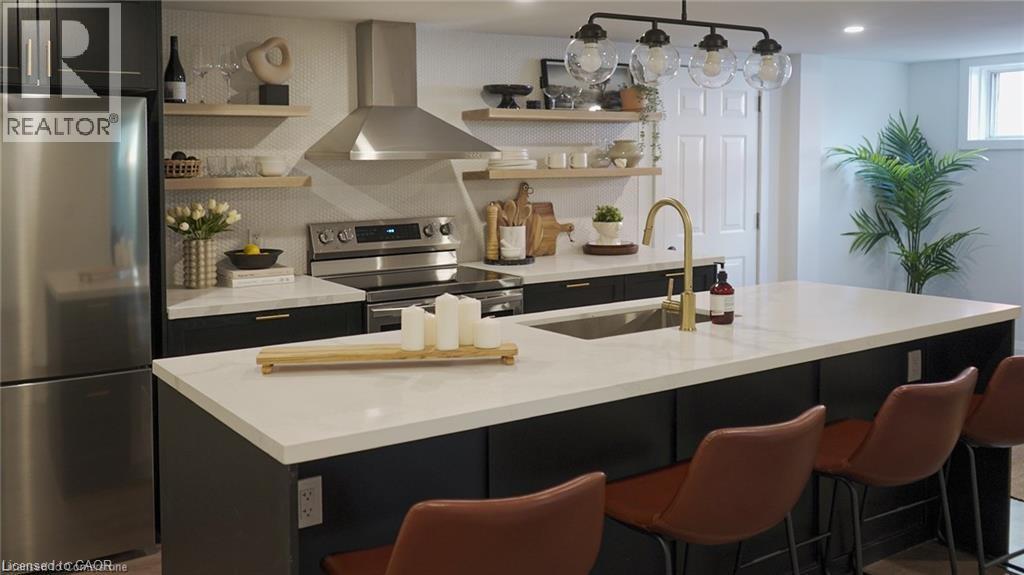 46 CLOKE Court Unit# Lower, Hamilton, Ontario