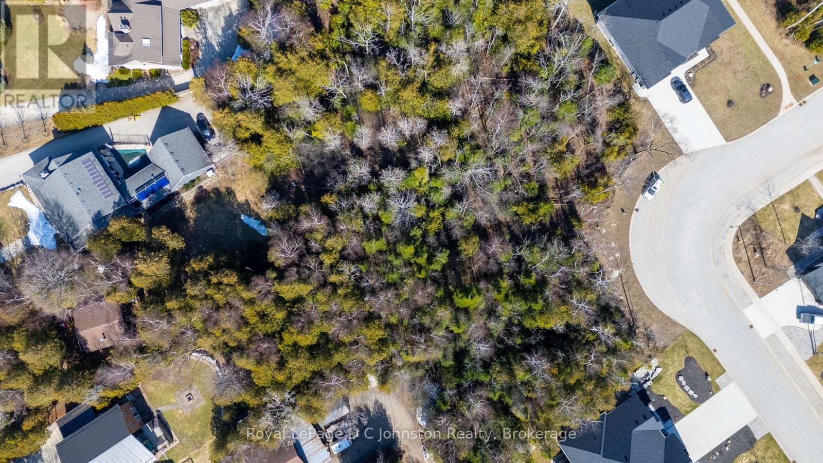 13 Lakeside Woods Crescent, Saugeen Shores, Ontario  N0H 2C6 - Photo 4 - X11952572