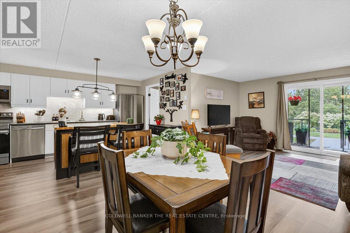 102 - 74 The Queensway S, Georgina, Ontario  L4P 1Z3 - Photo 14 - N12371024