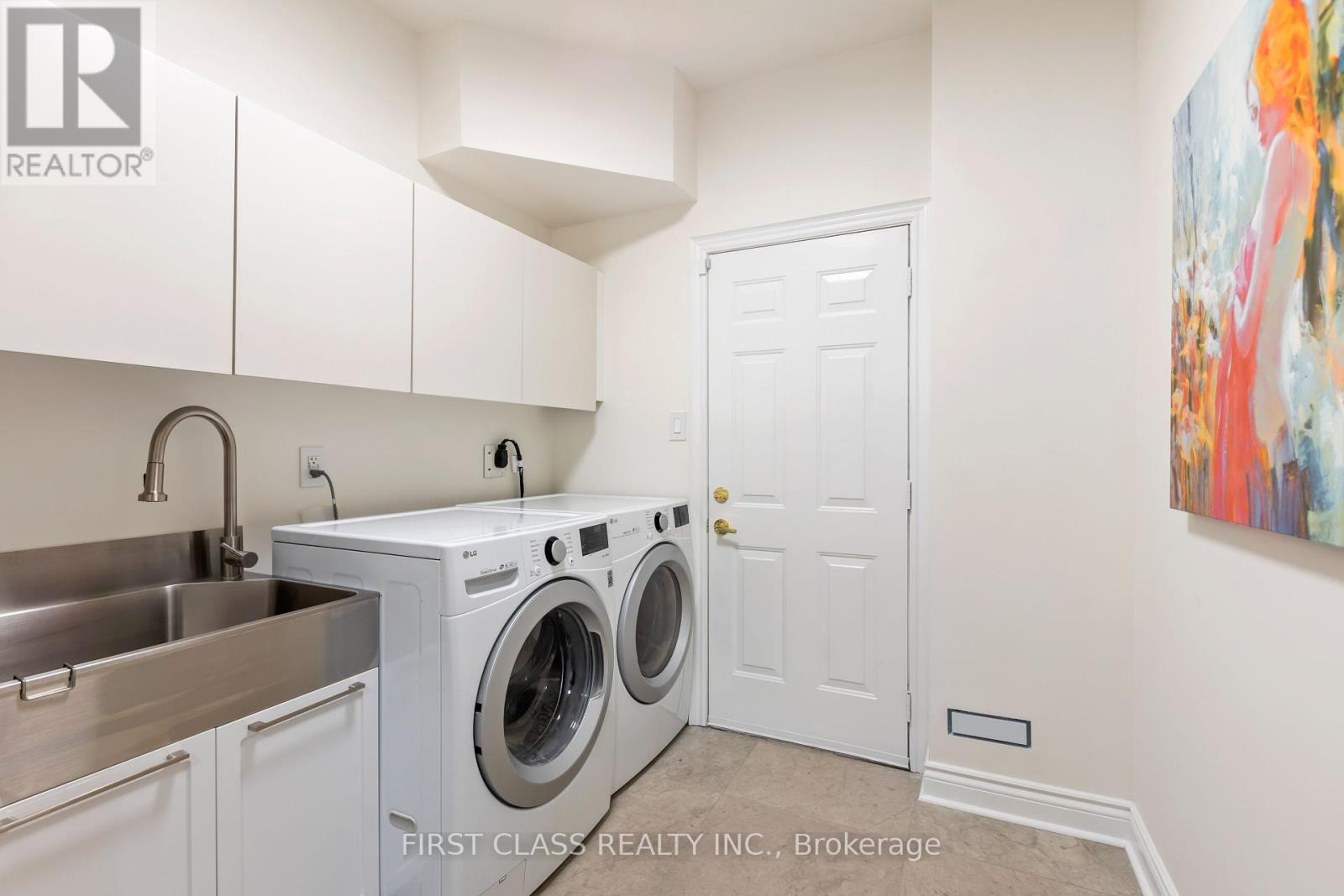2292 Eighth Line, Oakville (Wc Wedgewood Creek), Ontario  L6H 6S3 - Photo 18 - W12371046
