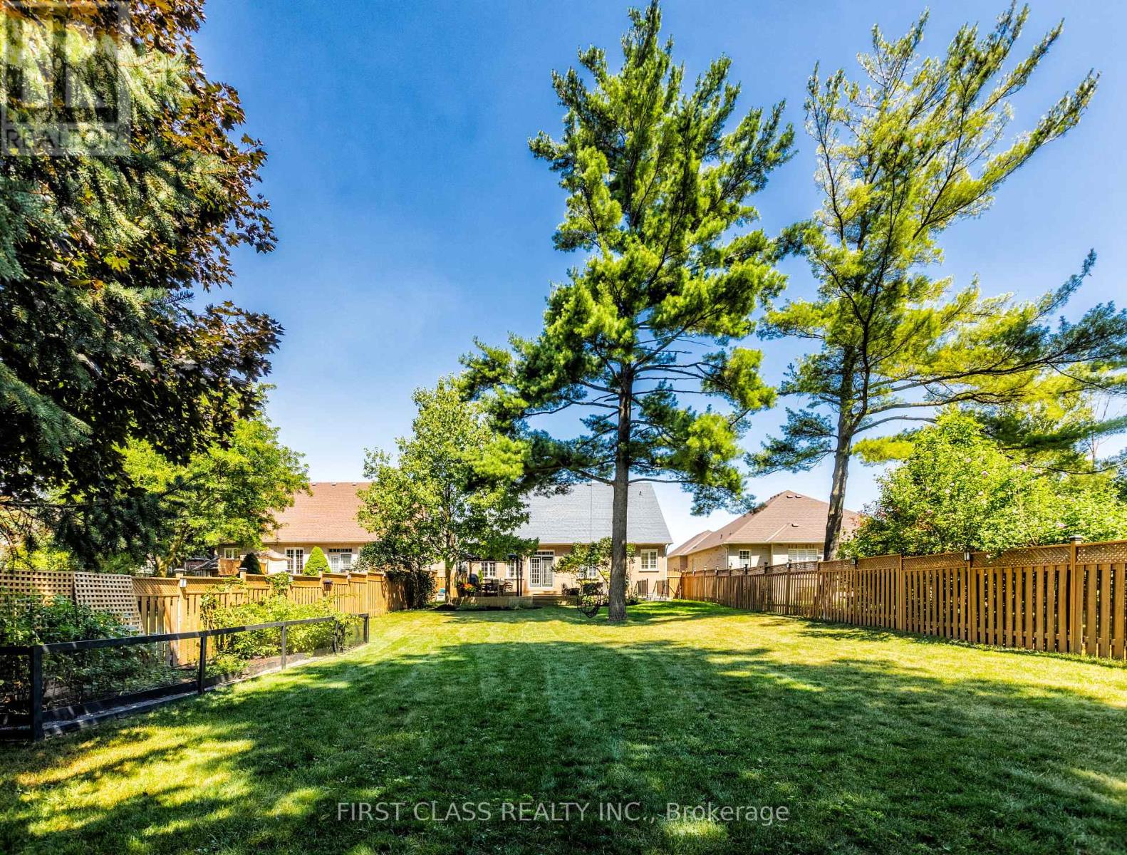 2292 Eighth Line, Oakville (Wc Wedgewood Creek), Ontario  L6H 6S3 - Photo 2 - W12371046