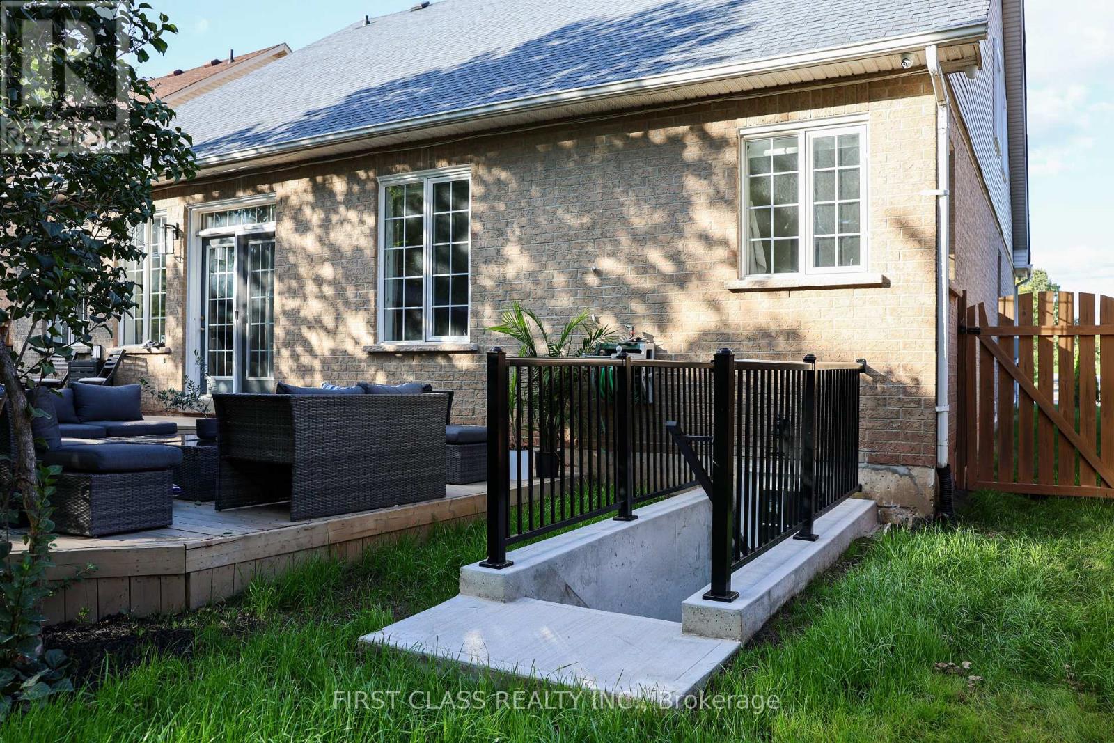 2292 Eighth Line, Oakville (Wc Wedgewood Creek), Ontario  L6H 6S3 - Photo 40 - W12371046