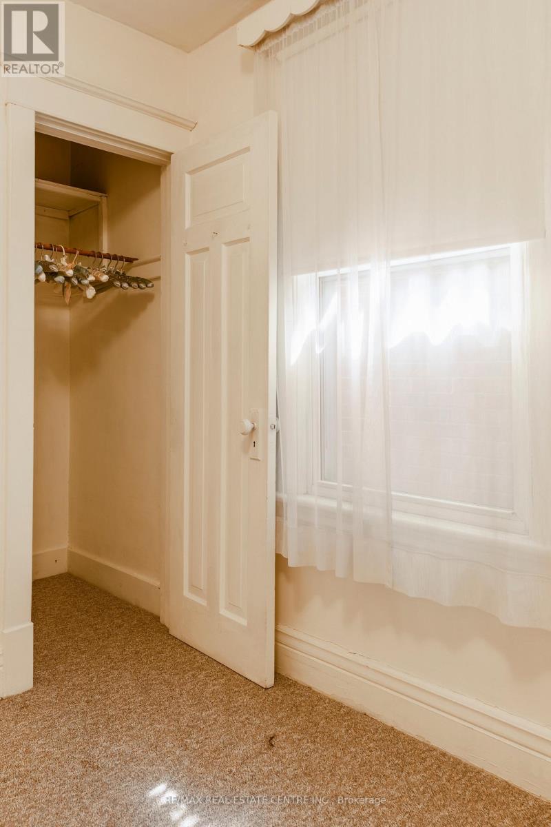 27 Barons Avenue N, Hamilton, Ontario  L8H 5A3 - Photo 16 - X12370968