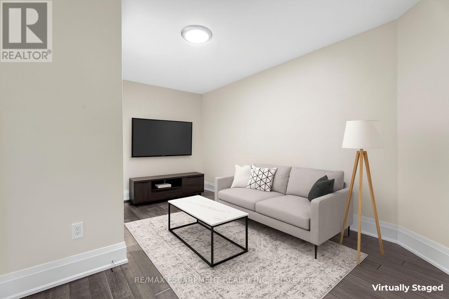 120 Davidson Boulevard, Hamilton (Dundas), Ontario  L9H 7M5 - Photo 29 - X12370986