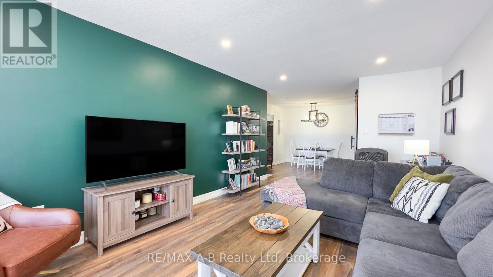 1005 - 583 Mornington Avenue, London East (East G), Ontario  N5Y 3E9 - Photo 11 - X12371059